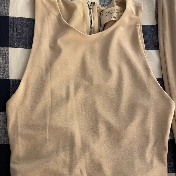 NWT Alice & Olivia top and skirt set sz 2 - Picture 8 of 12